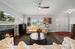 642 Baker St, Walworth, WI 53184 - Photo 13