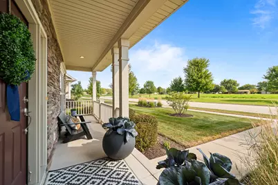 642  Baker St, Walworth, WI 53184 - Photo 7