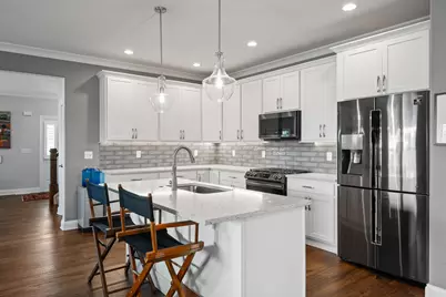 642  Baker St, Walworth, WI 53184 - Photo 23