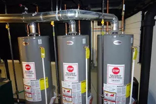 2411 W Mitchell St, Milwaukee, WI 53204 - Photo 25