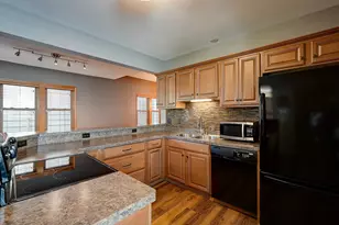 2228 N 2nd St, Milwaukee, WI 53212 - Photo 21