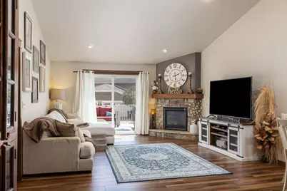 475  Coronado Cir, Onalaska, WI 54650 - Photo 3