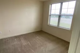 4110 S Lake Dr, Saint Francis, WI 53235 - Photo 5