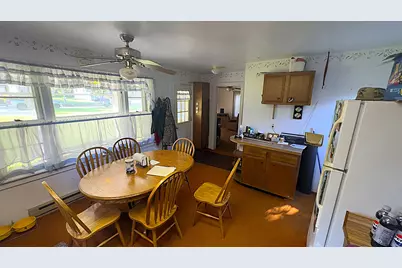 320 W 2nd St, Marquette, WI 53947 - Photo 21