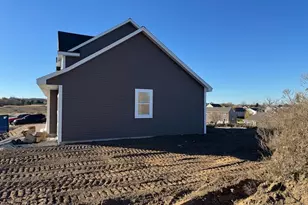 1860 Arbor Vis Pl, West Bend, WI 53095 - Photo 3