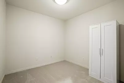 1902 N Commerce St #313, Milwaukee, WI 53212 - Photo 13