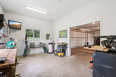 N64W20755  Mill Rd, Menomonee Falls, WI 53051 - Photo 35