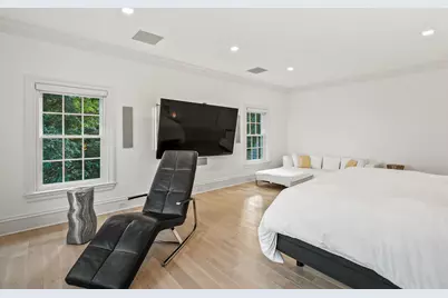 6920 N Barnett Ln, Fox Point, WI 53217 - Photo 73