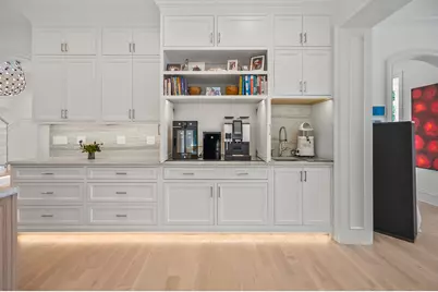 6920 N Barnett Ln, Fox Point, WI 53217 - Photo 19