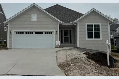 394  Sandy Cir, Pewaukee, WI 53072 - Photo 1