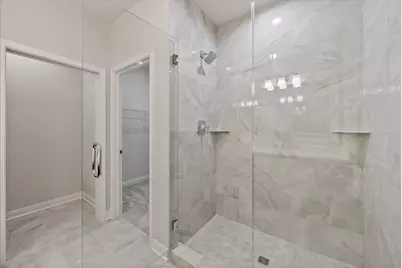 394  Sandy Cir, Pewaukee, WI 53072 - Photo 21