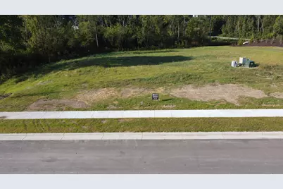 N51W19119  Quietwood Dr #Lt17, Menomonee Falls, WI 53051 - Photo 5