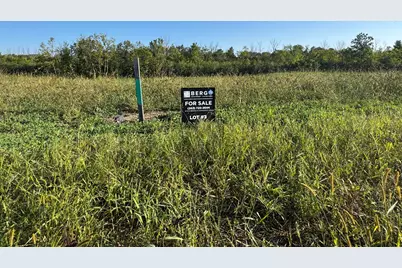 N51W18970  Quietwood Dr #Lt3, Menomonee Falls, WI 53051 - Photo 7