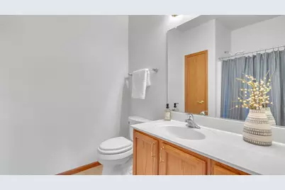 4039  Hazelnut Ct, Sheboygan, WI 53081 - Photo 15