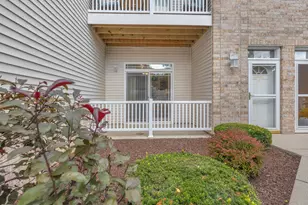 4039 Hazelnut Ct, Sheboygan, WI 53081 - Photo 3