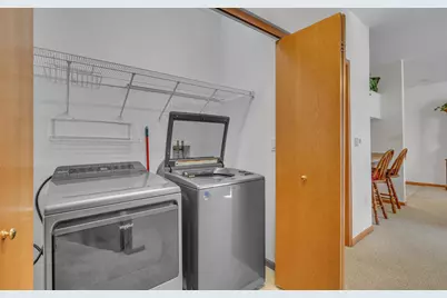 4039  Hazelnut Ct, Sheboygan, WI 53081 - Photo 11