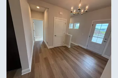 327  Sandy Cir, Pewaukee, WI 53072 - Photo 1