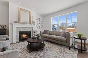 327 Sandy Cir, Pewaukee, WI 53072 - Photo 5