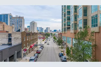 1550 E Royall Pl #511, Milwaukee, WI 53202 - Photo 17