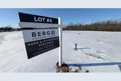 N51W18938  Quietwood Dr #Lt4, Menomonee Falls, WI 53051 - Photo 7