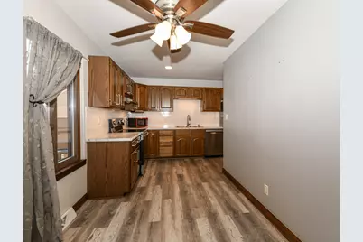 4844 S 19th St, Milwaukee, WI 53221 - Photo 3