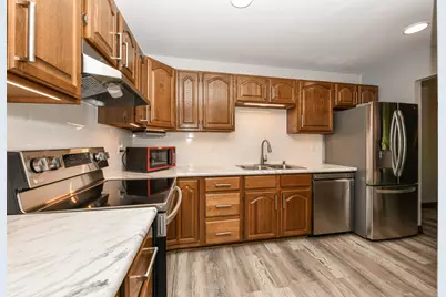 4844 S 19th St, Milwaukee, WI 53221 - Photo 5