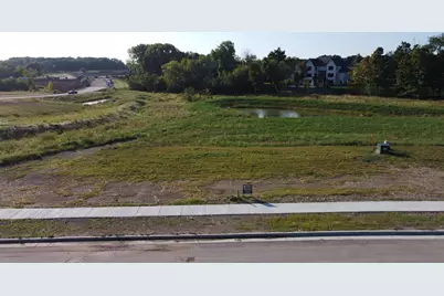 N51W18825  Quietwood Dr #Lt8, Menomonee Falls, WI 53051 - Photo 5