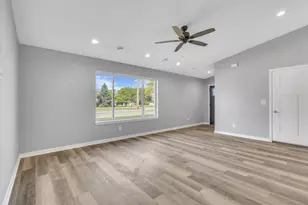 2100 S 21st St, Manitowoc, WI 54220 - Photo 37