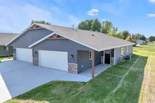 2100 S 21st St, Manitowoc, WI 54220 - Photo 33