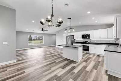 2100 S 21st St, Manitowoc, WI 54220 - Photo 9