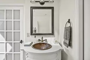 2730 E Menlo Blvd, Shorewood, WI 53211 - Photo 33