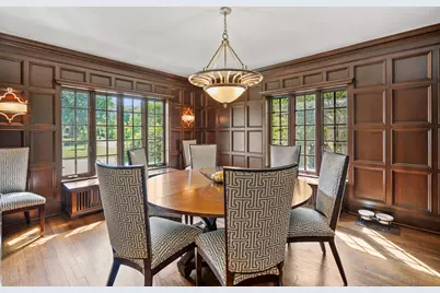 2730 E Menlo Blvd, Shorewood, WI 53211 - Photo 17