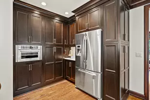 2730 E Menlo Blvd, Shorewood, WI 53211 - Photo 13