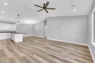 2102 S 21st St, Manitowoc, WI 54220 - Photo 33