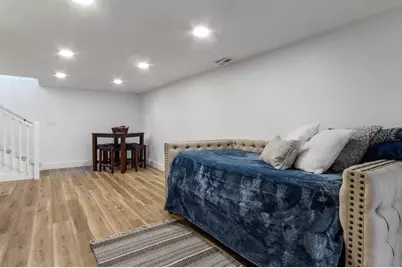 190  Dewey Ave, Fontana, WI 53125 - Photo 11