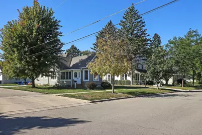 922  Sage St, Lake Geneva, WI 53147 - Photo 1