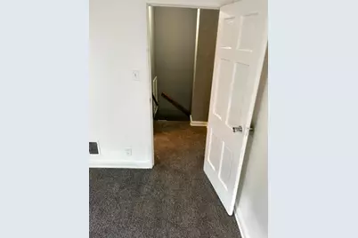 4006 N 41st St #4008, Milwaukee, WI 53216 - Photo 7