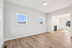 509 Barnum Ln, Delavan, WI 53115 - Photo 5
