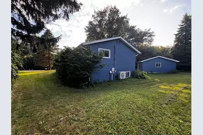 4940  Flambeau Dr, Racine, WI 53406 - Photo 17