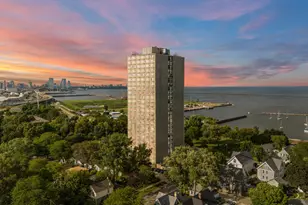 2525 S Shore Dr, Milwaukee, WI 53207 - Photo 55