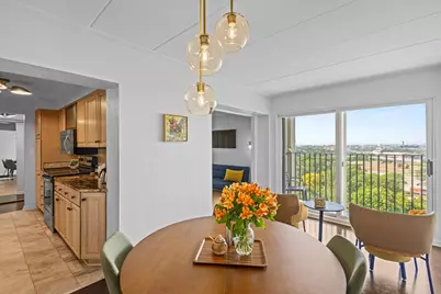 2525 S Shore Dr #14C, Milwaukee, WI 53207 - Photo 31