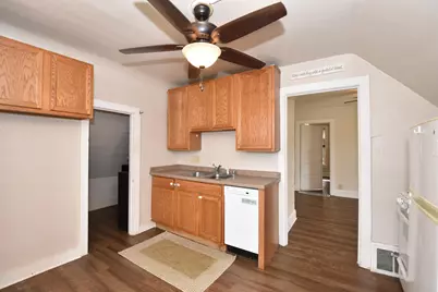 2218 E Eden Pl, Saint Francis, WI 53235 - Photo 11