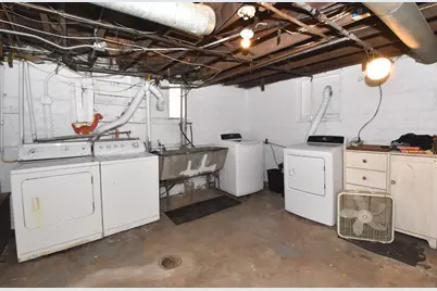 2218 E Eden Pl, Saint Francis, WI 53235 - Photo 19