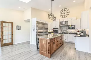 7134 N Tichigan Rd, Racine, WI 53185 - Photo 11