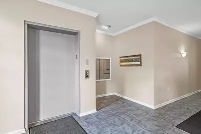 13050 W Bluemound Rd #303, Elm Grove, WI 53122 - Photo 21