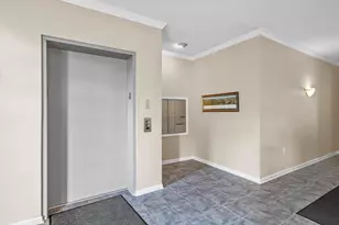 13050 W Bluemound Rd, Elm Grove, WI 53122 - Photo 21