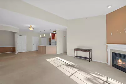 13050 W Bluemound Rd #303, Elm Grove, WI 53122 - Photo 19