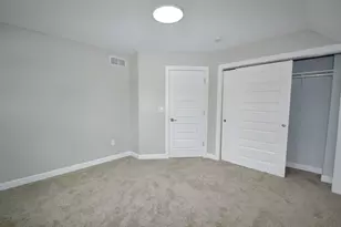 2240 E Morgan Ave, Milwaukee, WI 53207 - Photo 19