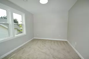 2240 E Morgan Ave, Milwaukee, WI 53207 - Photo 21