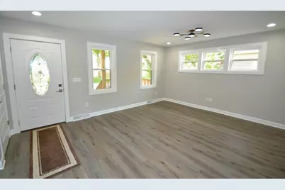 2240 E Morgan Ave, Milwaukee, WI 53207 - Photo 7